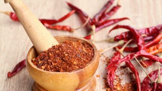 充满cayyenne花椒粉一碗