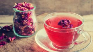 8 Surprising Benefits of Rose Tea